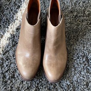 Lucky Brand Eesa heeled wedge